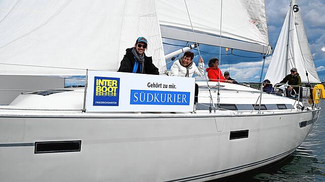 2023 war SÜDKURIER-Reporter Benjamin Schmidt mit Leserin Martina Schmidt auf der Bavaria.