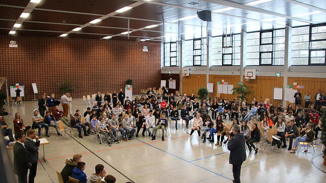 Neun Schulen nehmen am Pilotprojekt der Stadt Waldshut-Tiengen teil. Jugendliche sollen aktiv eigene kommunale Themen mitgestalten. ...