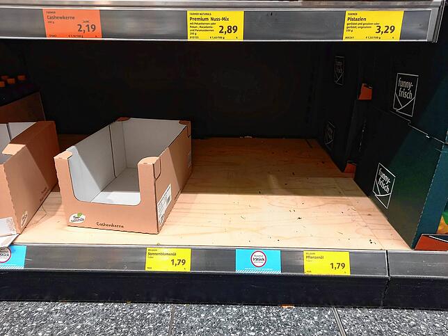 Kein Öl bei Aldi: Aufgenommen in einer Aldi-Filiale im Landkreis am Freitagmorgen.
