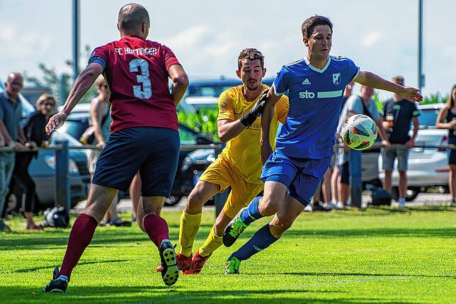 Bild 17: FC Weizen bleibt nach 2:0-Sieg beim FC Huttingen in der Kreisliga A &ndash; und wir haben Bilder