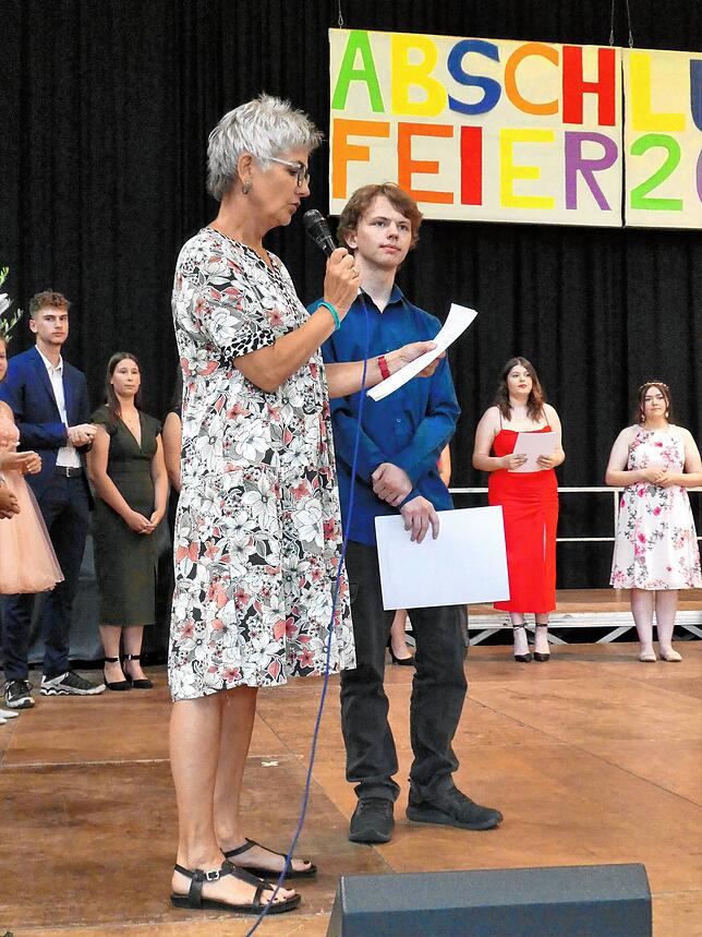 Bild 7: Bilder von der Zeugnisübergabe am Schulverbund Nellenburg Stockach &ndash; Teil 3