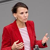Rita Schwarzelühr-Sutter Rita Schwarzelühr-Sutter (SPD), Parlamentarische Staatssekretärin im Bundesumweltministerium.