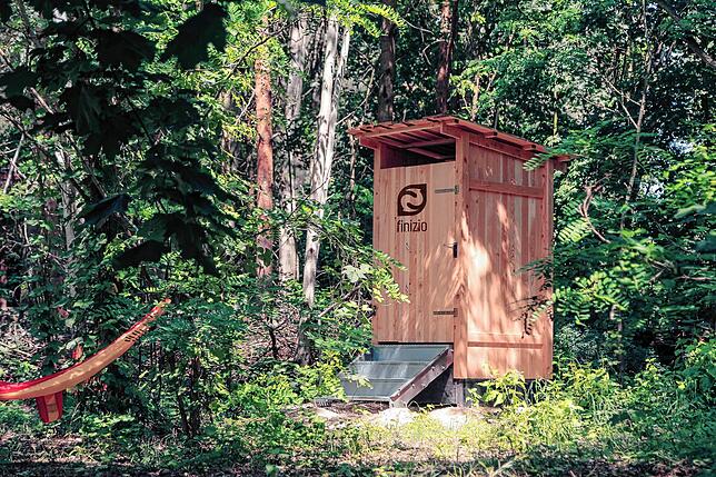 Ökologische Alternative für die Chemie-Toilette zum Aufstellen: Trockenklo mit Kompostierfunktion