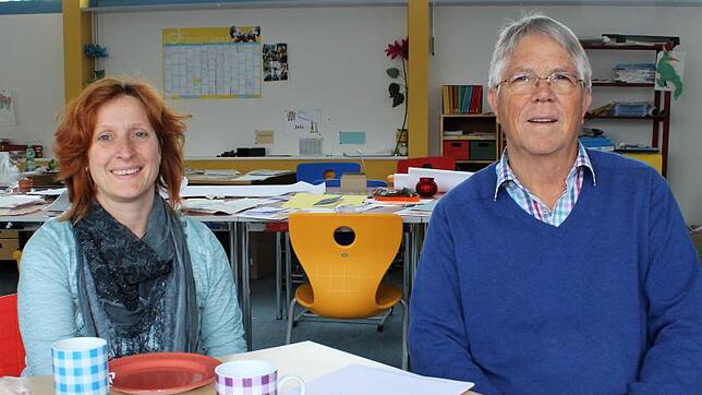 Claudia Hübsch, Bräunlinger Stadtjugendreferentin, bei einem Kaffee mit SÜDKURIER-Mitarbeiter Dagobert Maier im Verwaltungsbüro. Bild: ...