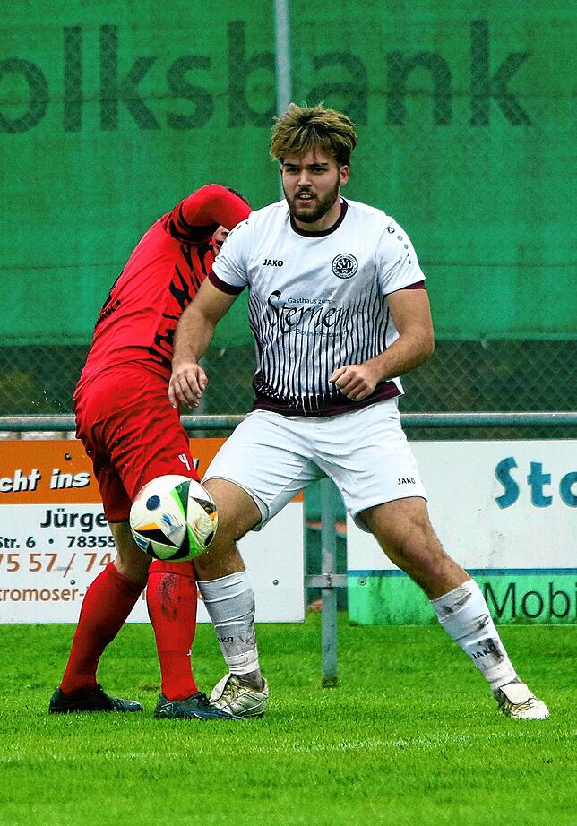 Bild 44: Acht Tore im Duell zwischen FV Walbertsweiler und SV Deggenhausertal. Wir haben die besten Bilder!