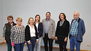 Die Vorstandschaft mit Einsatzleitung des Vereins „Nachbarschaftshilfe Vergiss mein nicht VS-Pfaffenweiler“ von links: Manuela ...