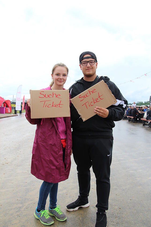 Bild 8: Von Stau bis Platzregen: Der erste Tag auf dem Southside-Festival in Bildern und Videos