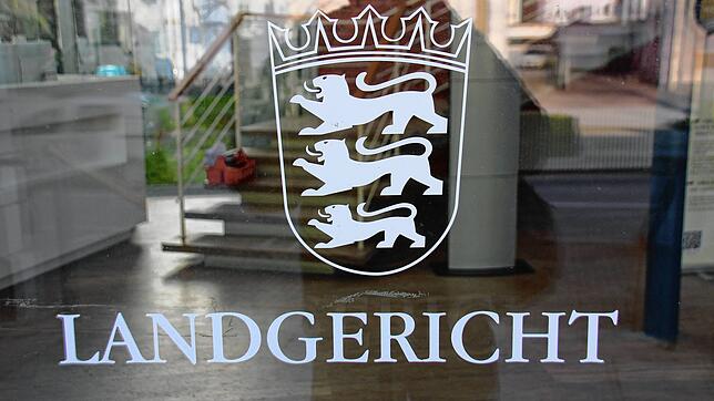 Ein 24-Jähriger wurde wegen schwerer Körperverletzung vor dem Landgericht Konstanz verurteilt. Der junge Mann hat sich mehrfach bei ...