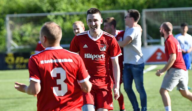Bild 35: FC RW Weilheim rettet sich dank eines 11:2-Sieges gegen die Spvgg. Brennet-Öflingen &ndash; und wir haben Bilder!