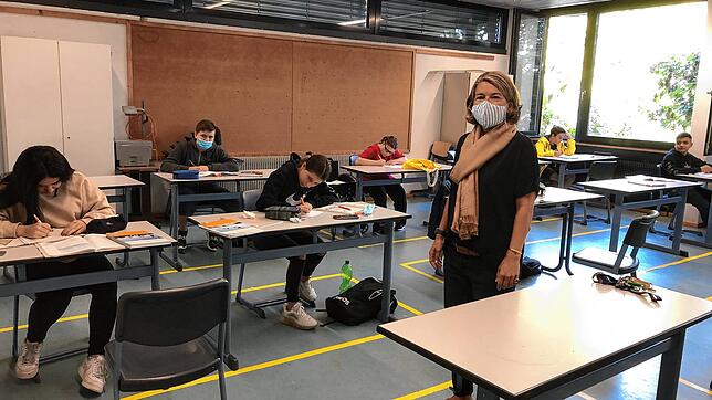 Lisa Bosch, Schulleiterin der Robert-Schuman-Realschule, freut sich, dass viele Schüler das Angebot der Lernbrückenkurse wahrnehmen. In ...