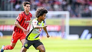 Die Auswärtstrikots von Karim Adeyemi & Co. stören die Fans von Borussia Dortmund.