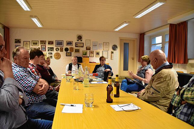 Bei der Hauptversammlung des Fördervereins Römischer Gutshof Eigeltingen wurde auch über ein mögliches Logo des Vereins gesprochen, ...