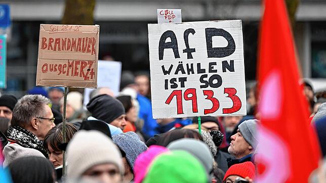 Historische Vergleiche sind zurzeit ein beliebtes Mittel, um politische Gegner zu diskreditieren.
