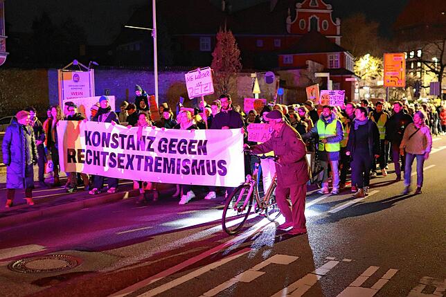 Bild 25: Konstanz geht für Zusammenhalt und Demokratie auf die Straße: Bilder
