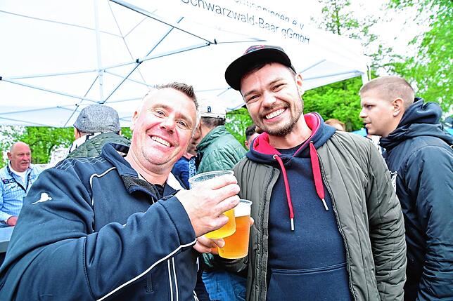Bild 8: So feiern die Fans den Aufstieg des FC 08 Villingen