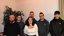 Das neu gewählte Vorstandsteam (von links) mit Endre Scherrer, Denis Helmle, Daniel Gottenmeier, Johanna Glatz, Nicolai Müller und Jared ...