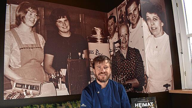 Daniel Frech führt seit 2013 in dritter Generation das „Posthorn“ in Ühlingen. An die Vorgänger-Generation seiner Eltern und Großeltern ...