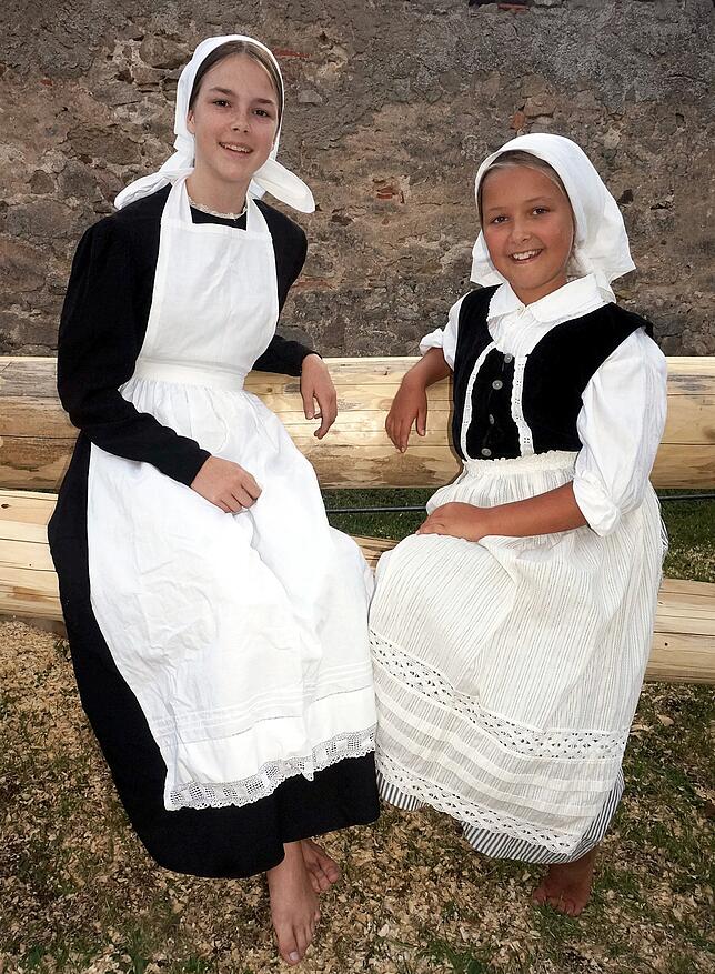 Dana Probst (links, 13) und Mariel Vogt (neun) spielen bei der Zeitschleuse mit. Die Integration der Jugend ist dem Zeitschleuse-Verein ...