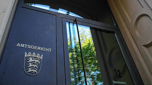 Vor dem Amtsgericht Konstanz wurde ein Maler wegen gefährlicher Körperverletzung verurteilt.