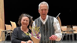 Chorleiterin Larissa Malinkova und Dirigent Thomas Dietrich. Foto: Dagmar Wenzler-Beger