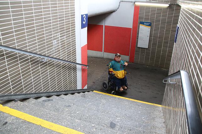 Wenn Markus Flum an den Waldshuter Bahnhof kommt, dann hat er keine Möglichkeit, die Züge auf Gleis 2 oder 3 zu nutzen, da es keinen ...