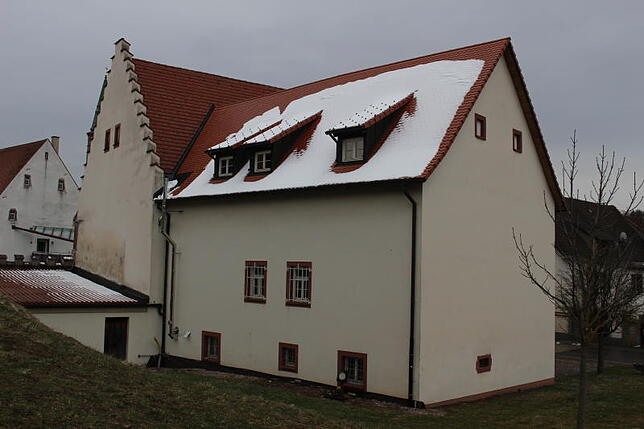 Die sogenannte Widerkehre am Kelnhof-Museum wurde in den Achtzigerjahren aus Beton gebaut. Die Dämmung ist in diesem Bereich nicht ...