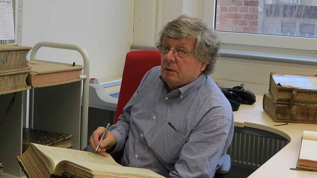 Für seine Recherchen hat Ulrich Werner Schulze unzählige Stunden in vielen Archiven verbracht.