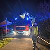 Wenige Stunden nach dem Einsatzende in der Straße Im Günzinger entflammten Glutnester erneut. Die Feuerwehr war von 23.30 bis 1.30 Uhr ...