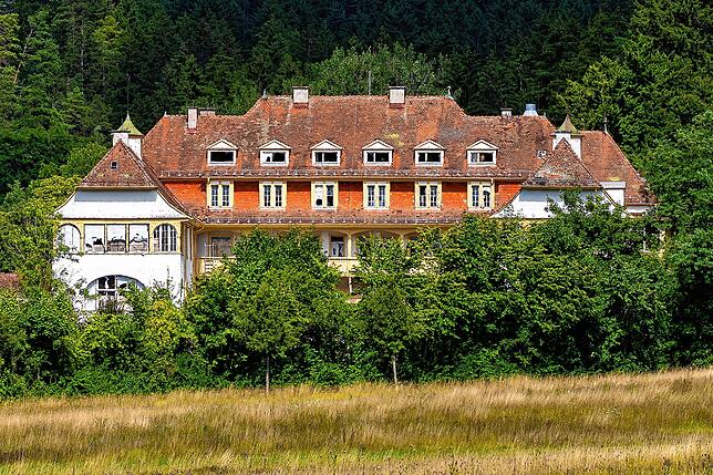 Das Haus Hohenbaden steht schon seit 21 Jahren leer.