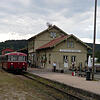 Anlässlich der Wiedereröffnung der Schienenstrecke Lauchringen-Weizen fuhr am Sonntag ein historischer Schienenbus aus Tübingen die ...