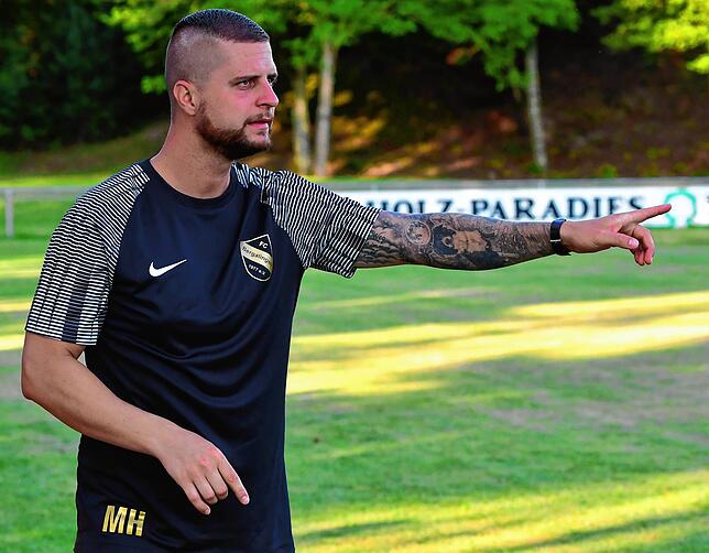 Trainer Matthias Hertweck (FC Bergalingen): „Unser Team steckt im Umbruch. Das Durchschnittsalter ist auf knapp 23 Jahre gesunken. Wenn ...