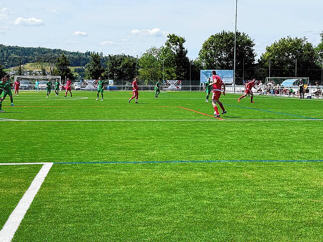 Bild 28: Kunstrasenplatz in Küssaberg eröffnet: Alle Bilder im Überblick
