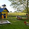 Auf dem Spielplatz Forststraße steht dieses neue Häuschen.