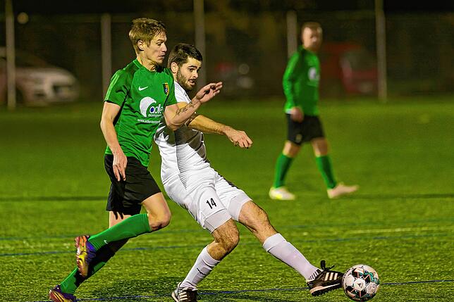 Bild 4: SV Herten muss mit 2:2 gegen FC Schönau zufrieden sein &ndash; und wir haben Bilder!