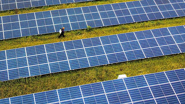 Über Photovoltaikanlagen (Symbolbild) debattierte der Gemeinderat von Höchenschwand. Bild: dpa
