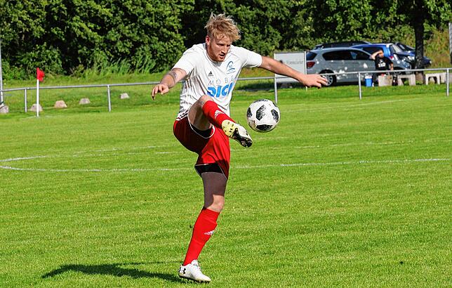 Bild 15: SV Obersäckingen gewinnt gegen den SC Lauchringen mit 2:0 &ndash; und wir haben die Bilder!