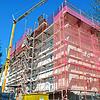 Die Arbeiten am Dachstuhl des Kornhauses in Waldshut sind in vollem Gang.