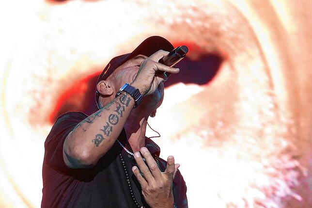 Bild 2: Eros Ramazzotti verzaubert seine Fans in Salem