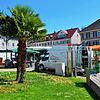 Kein Lieferwagentreffen in St. Tropez, sondern der am Mittwoch vor dem Maifeiertag ausgedünnte Wochenmarkt. Seit Beginn der ...