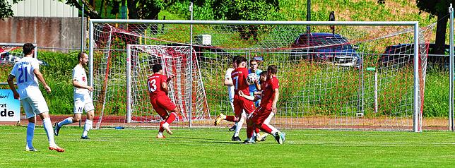 Bild 8: FC Erzingen holt einen glücklichen Punkt beim SV Jestetten &ndash; und wir haben Bilder!