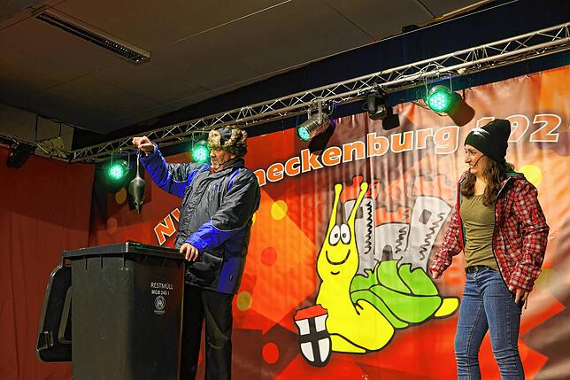 Bild 5: Früher Start in eine lange Fasnacht! Alle Bilder vom ersten Bunten Abend in Konstanz
