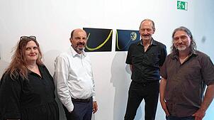 Ausstellungseröffnung im Kunschtstüble im Rathaus, hier mit Makroaufnahmen aus dem Scanner von einer Zimmertanne und einer Zwiebelblüte. ...