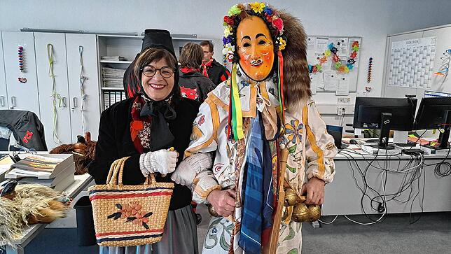 Bild 6: Fasnetstüble Donaueschingen: Die schönsten Bilder vom Schmutzigen Donnerstag in der SÜDKURIER-Redaktion