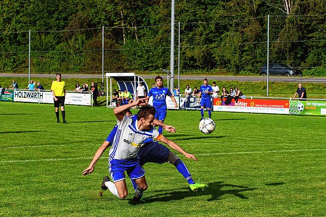 Bild 11: FC Geißlingen gewinnt beim FC Weizen mit 3:2 &ndash; und wir haben Bilder!