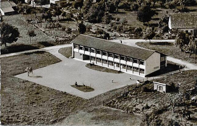 Die Altenburger Schule im Jahr der Eröffnung, 1956. (Repro)
