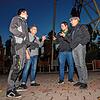 Die Parkbetreiber Jeremy und Robi Gasser diskutieren mit den Bahnenbauern Roman Rothe und Willy Walser über ihre Pläne fürs Conny-Land. ...