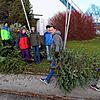 Mit ihrer beliebten Christbaumsammelaktion füllen die Schüler der Gemeinschaftsschule Mönchweiler ihr Gemeinschaftskonto. Dabei können ...