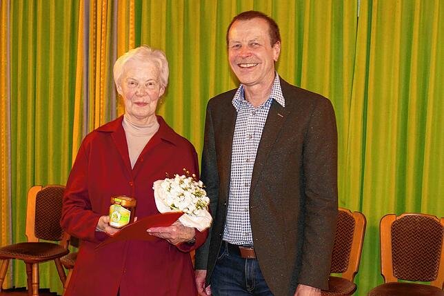 Margret Bauer und Martin Schwenninger von der Schwarzwaldverein-Ortsgruppe Bonndorf.