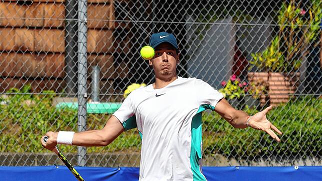 Der Franzose Arthur Nagel fühlt sich in Überlingen wohl. Im Vorjahr kam er als Qualifikant bis ins Halbfinale, diesmal warf er in Runde ...