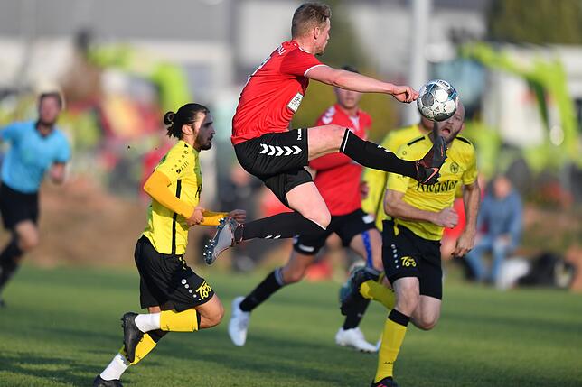 Bild 38: FSV Rheinfelden rettet beim FV Herbolzheim das 1:1 über die Zeit &ndash; und wir haben die Bilder!